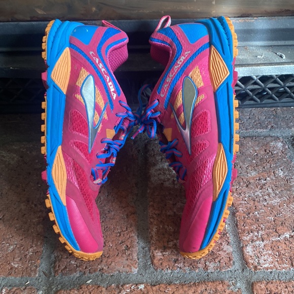 Brooks Cascadia 11 Running Trail Shoes Sneakers SZ 10 - Picture 6 of 7